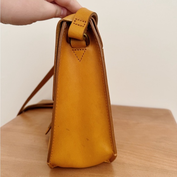 Madewell Brisbane Crossbody Bag - Picture 6 of 14